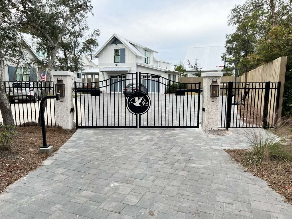 Dual Swing gate with ornamental design